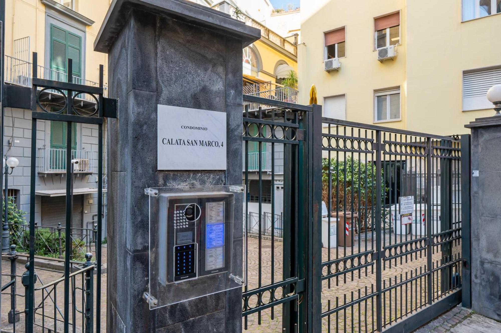 Puro By Unico Relais Hotel Naples Exterior photo